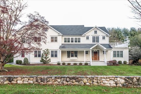 Photo of 226 Putnam Road, New Canaan, CT 06840 (MLS # 24143720)