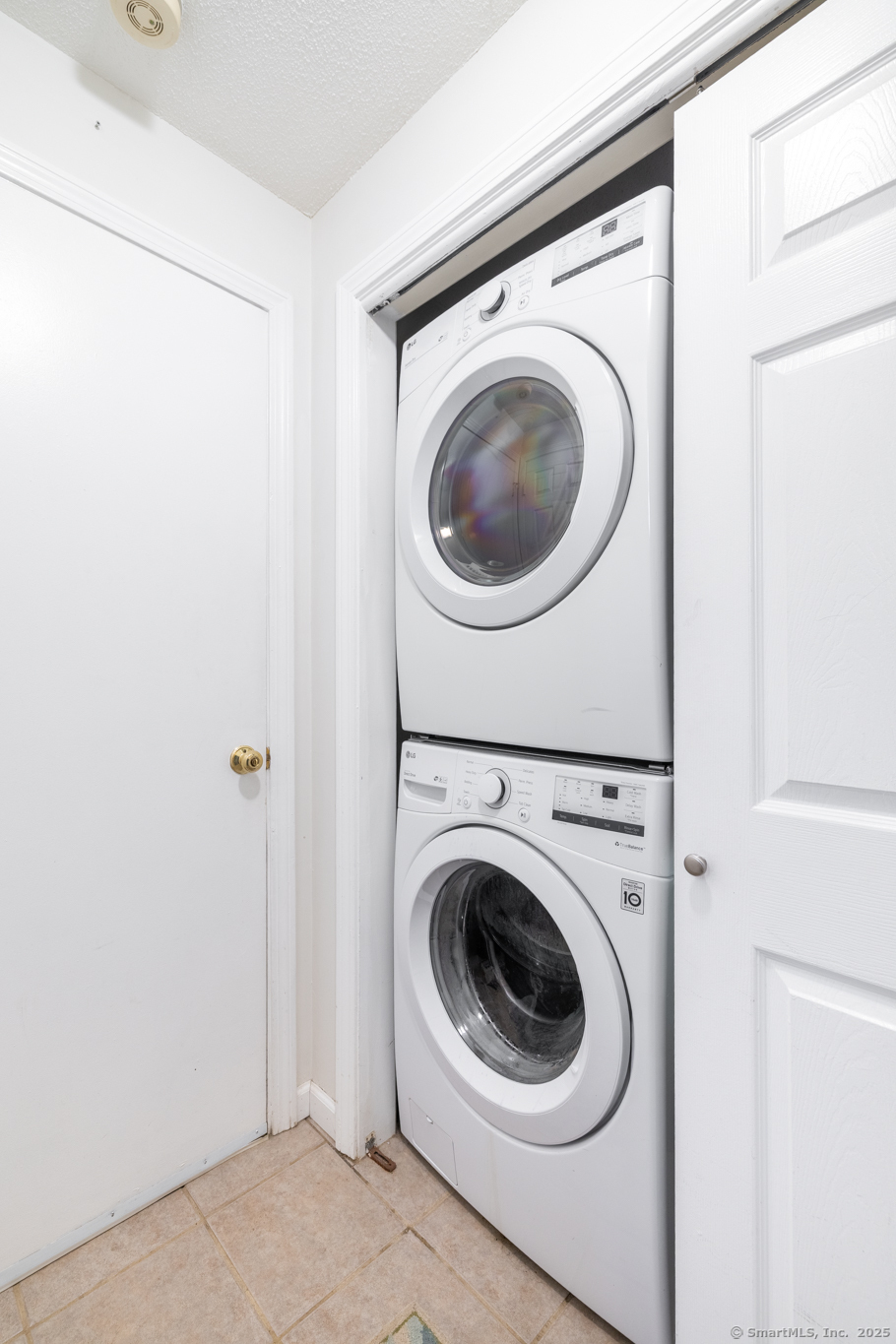 36 Willis Street #APT 4A, Bristol, Connecticut image 23