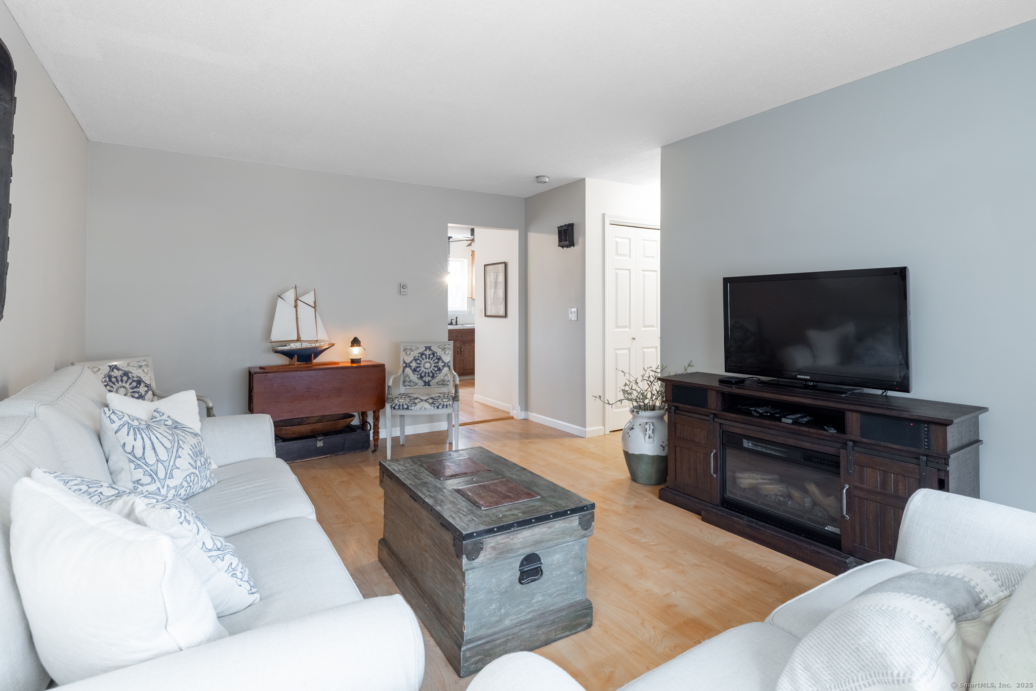 36 Willis Street #APT 4A, Bristol, Connecticut image 8