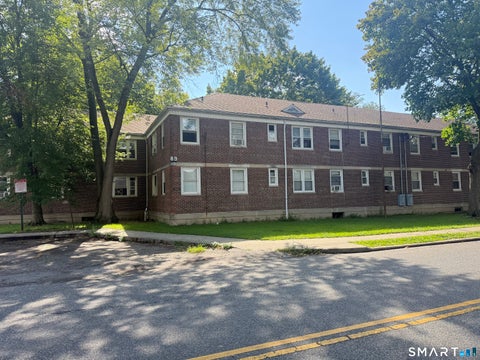 Homes For Sale - 340 Success Avenue #BUILDING 89, APT 11<br/> Fairfield County, Bridgeport, CT 06610