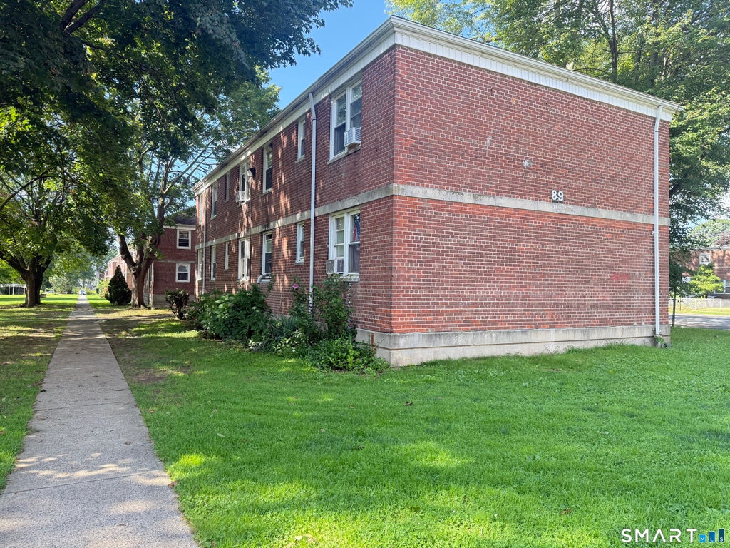 Photo of 340 Success Avenue #Building 89, Apt 11, Bridgeport, CT 06610 (MLS # 24204528)