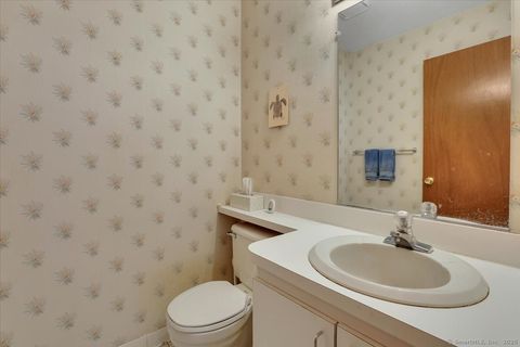 Tiny photo for 11 Locust Lane #11, Farmington, CT 06032 (MLS # 24132224)