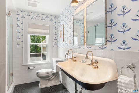 Tiny photo for 1123 Round Hill Road, Fairfield, CT 06824 (MLS # 24195451)