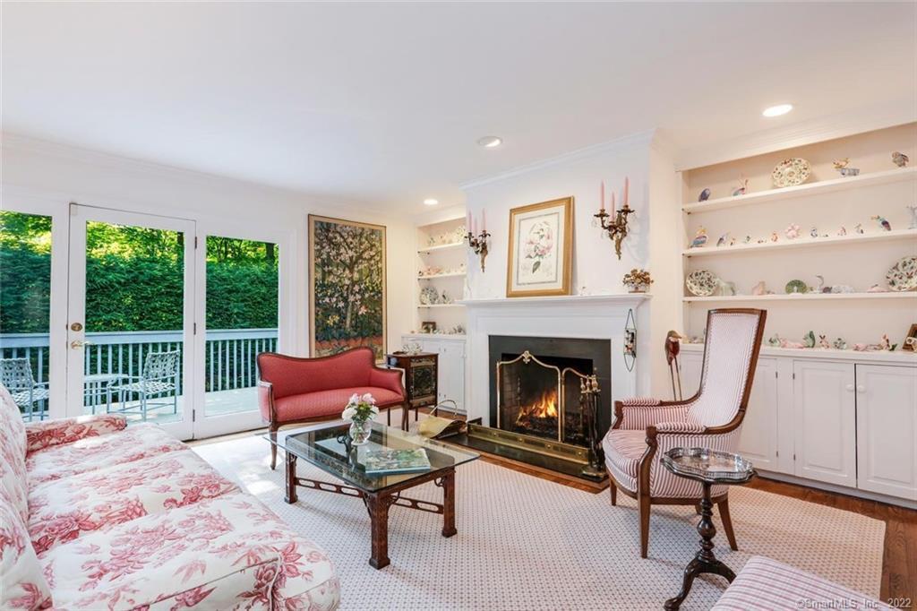 Photo 1 of 58 Lakeview Avenue 7, New Canaan, Connecticut, $935,000, Web #: 170297227