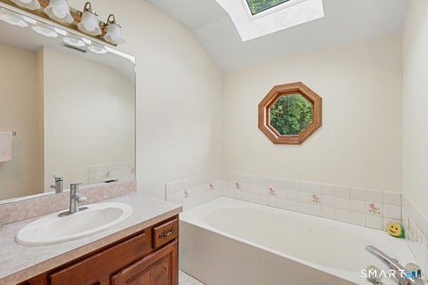 Tiny photo for 55 Jardin Circle #55, Shelton, CT 06484 (MLS # 24186967)