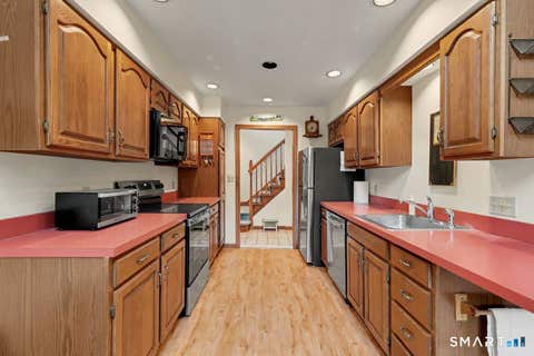 Tiny photo for 55 Jardin Circle #55, Shelton, CT 06484 (MLS # 24186967)