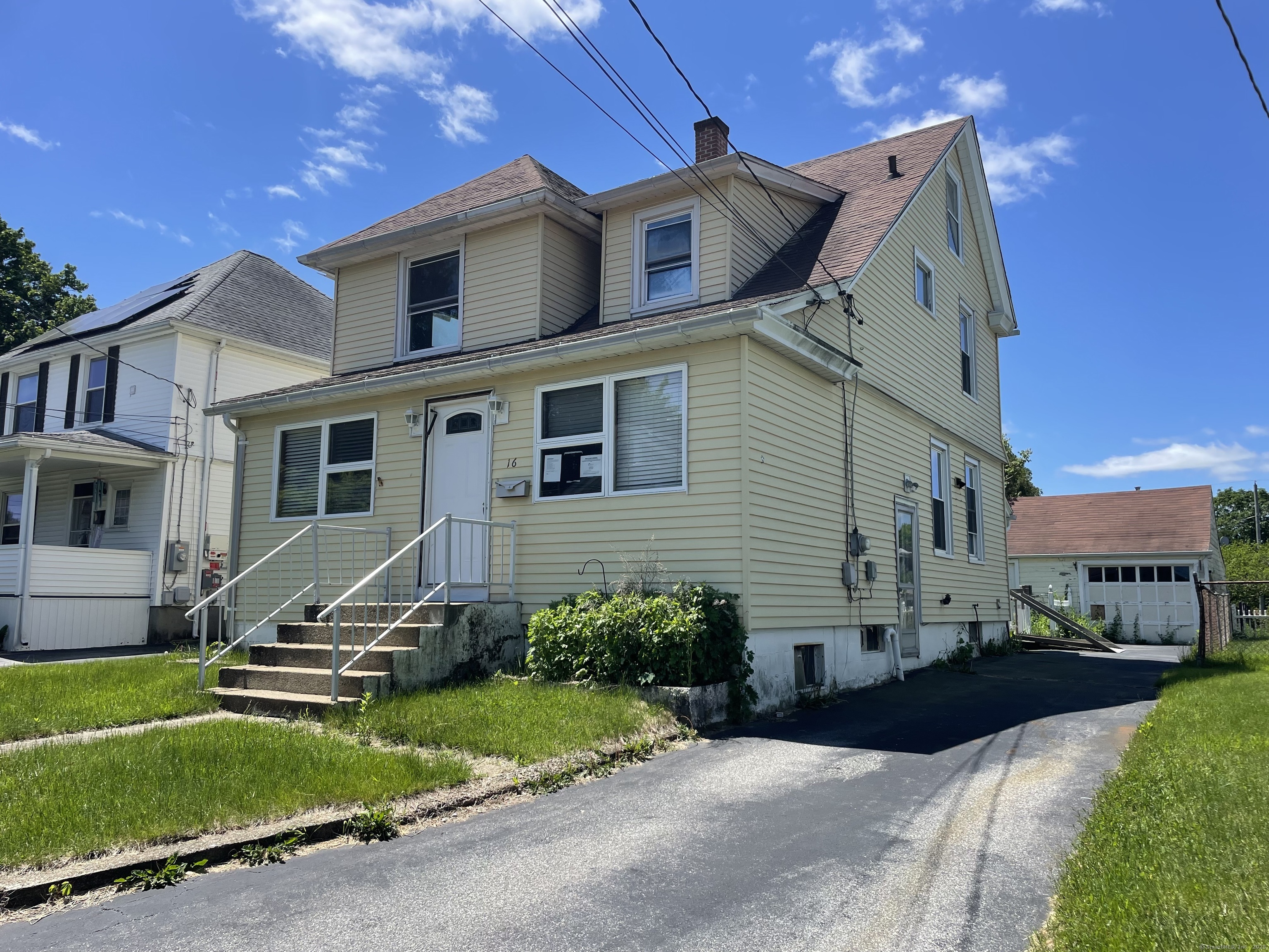 16 Clifton Street