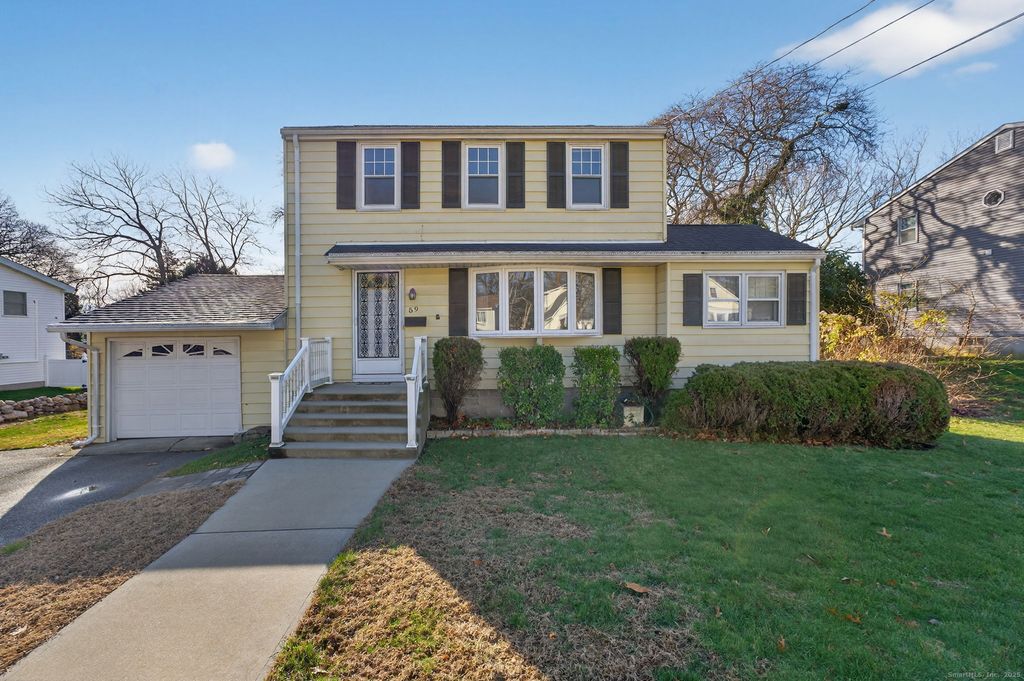 Photo of 59 Godfrey Street, Groton, CT 06340 (MLS # 24142750)