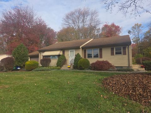 Photo of 28 Carpenter Lane, Bloomfield, CT 06002 (MLS # 24134719)