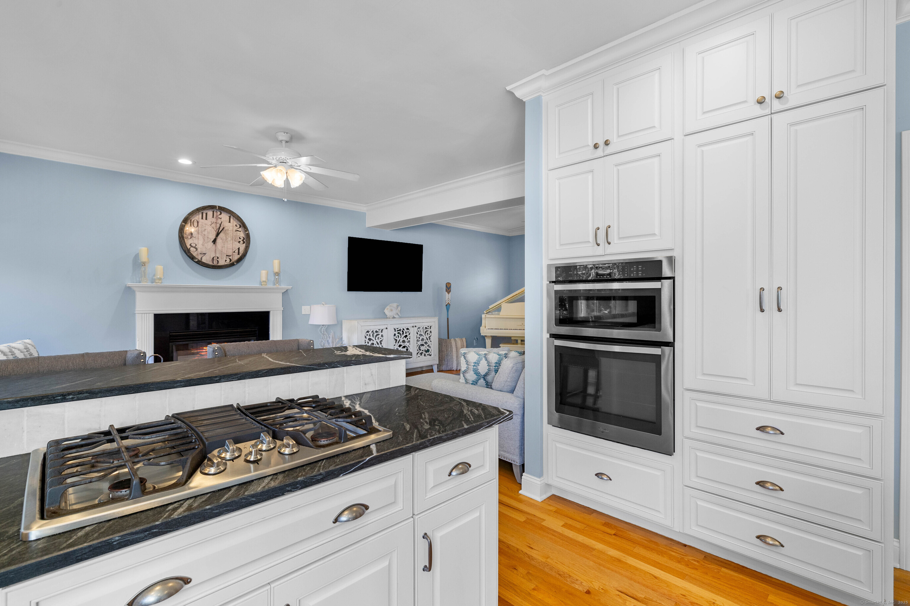 Old Saybrook, Connecticut 06475, United States, 4 Bedrooms Bedrooms, ,3 BathroomsBathrooms,Residential,Pending,235302