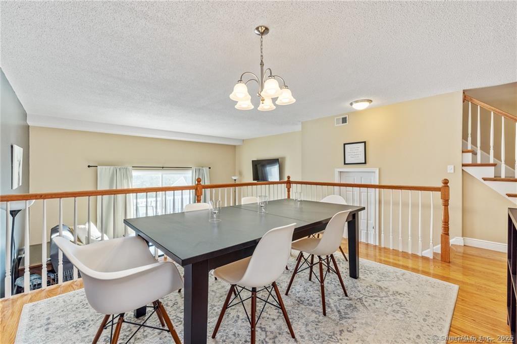 New Britain, Connecticut 06053, United States, 3 Bedrooms Bedrooms, ,3 BathroomsBathrooms,Residential,Pending,222549