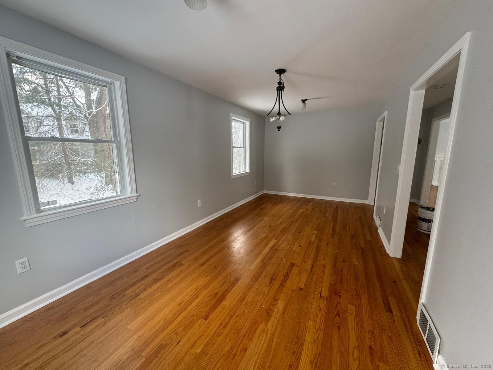 26 Pequonnock Road, Trumbull, Connecticut image 4