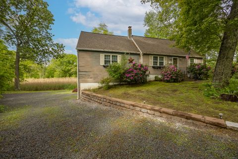 76 River W Street Old Saybrook CT 06475