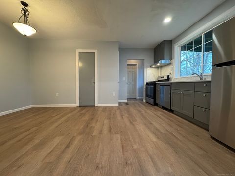 Tiny photo for 9 South Street #B, Cromwell, CT 06416 (MLS # 24142284)