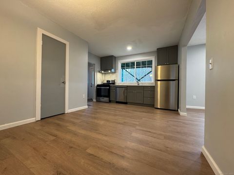 Tiny photo for 9 South Street #B, Cromwell, CT 06416 (MLS # 24142284)