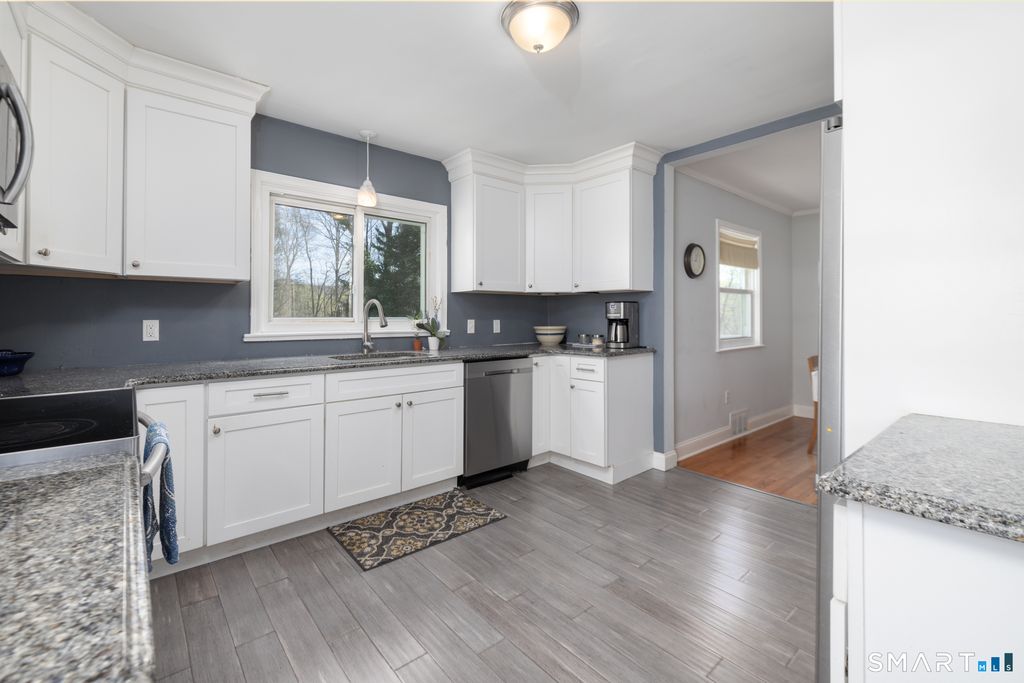 Photo of 16 Lakeview Avenue, North Branford, CT 06472 (MLS # 24168068)