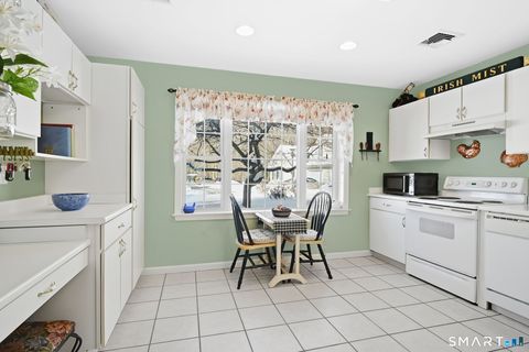 Tiny photo for 8 Eaton Circle #8, West Hartford, CT 06117 (MLS # 24151373)