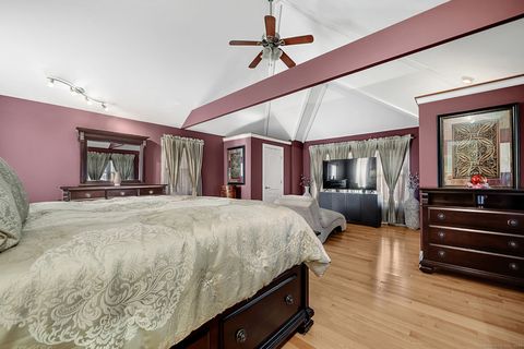 Tiny photo for 7 Greenwich Court, Middletown, CT 06457 (MLS # 24135033)
