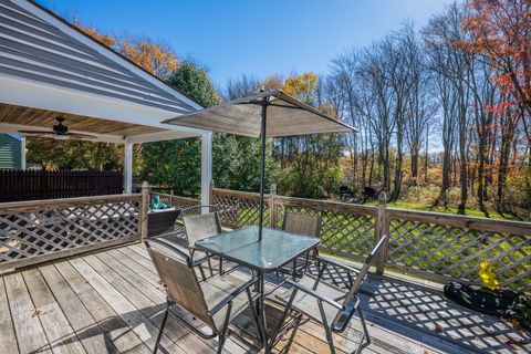 Tiny photo for 7 Greenwich Court, Middletown, CT 06457 (MLS # 24135033)
