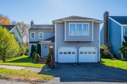 Tiny photo for 7 Greenwich Court, Middletown, CT 06457 (MLS # 24135033)
