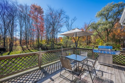 Tiny photo for 7 Greenwich Court, Middletown, CT 06457 (MLS # 24135033)