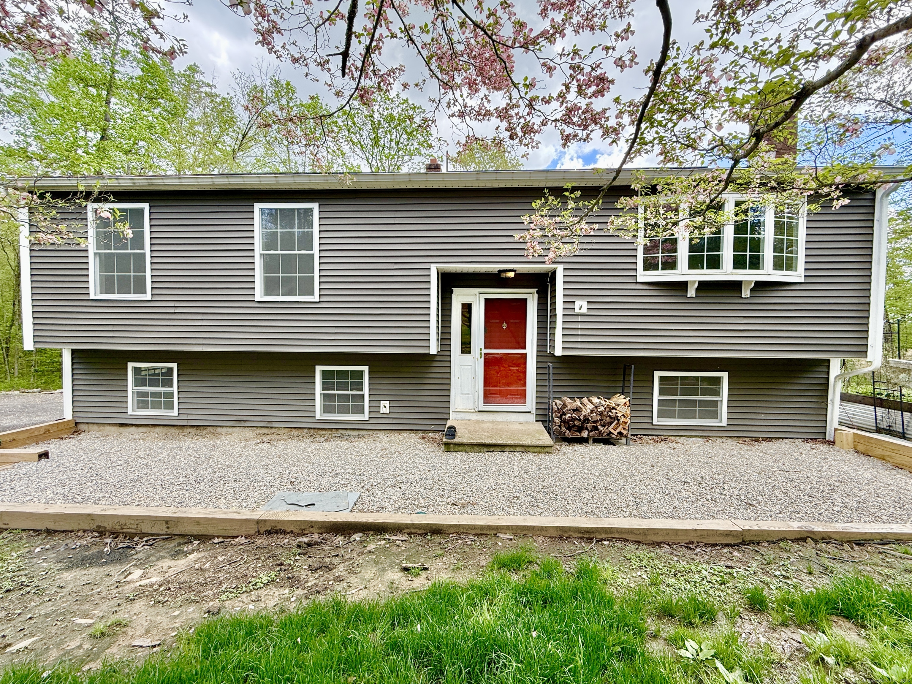 39 Peach Farm Road, Oxford, Connecticut image 1