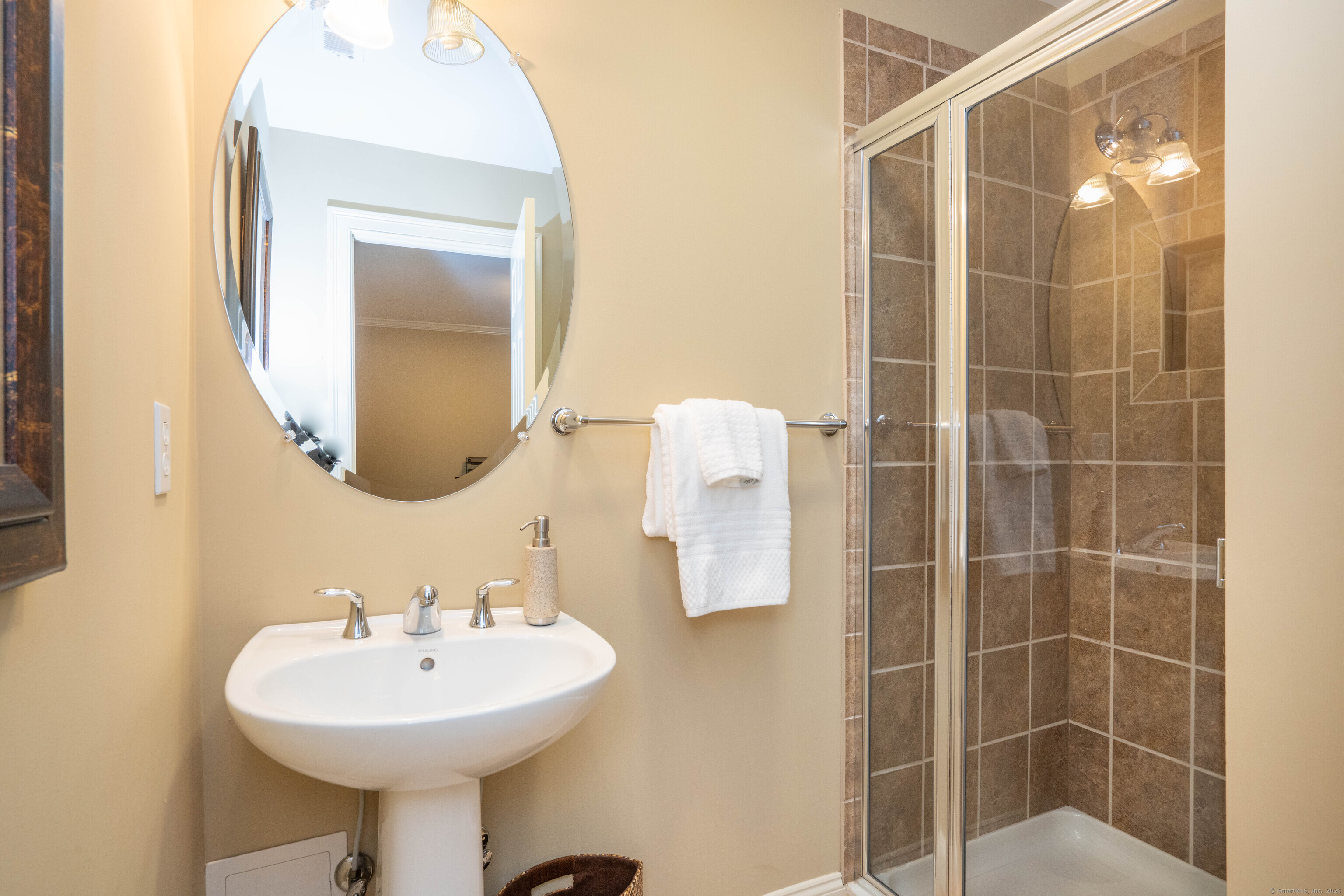 645 Prospect Avenue #9, West Hartford, Connecticut image 28