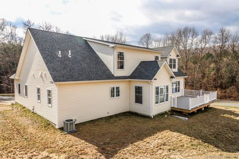 A home in New Milford