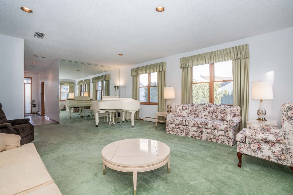 Photo of 17 Mulberry Court, Newington, CT 06111 (MLS # 24142959)