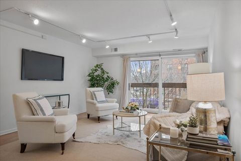 Tiny photo for 1738 Chicago Avenue #301, Evanston, IL 60201 (MLS # 12538961)