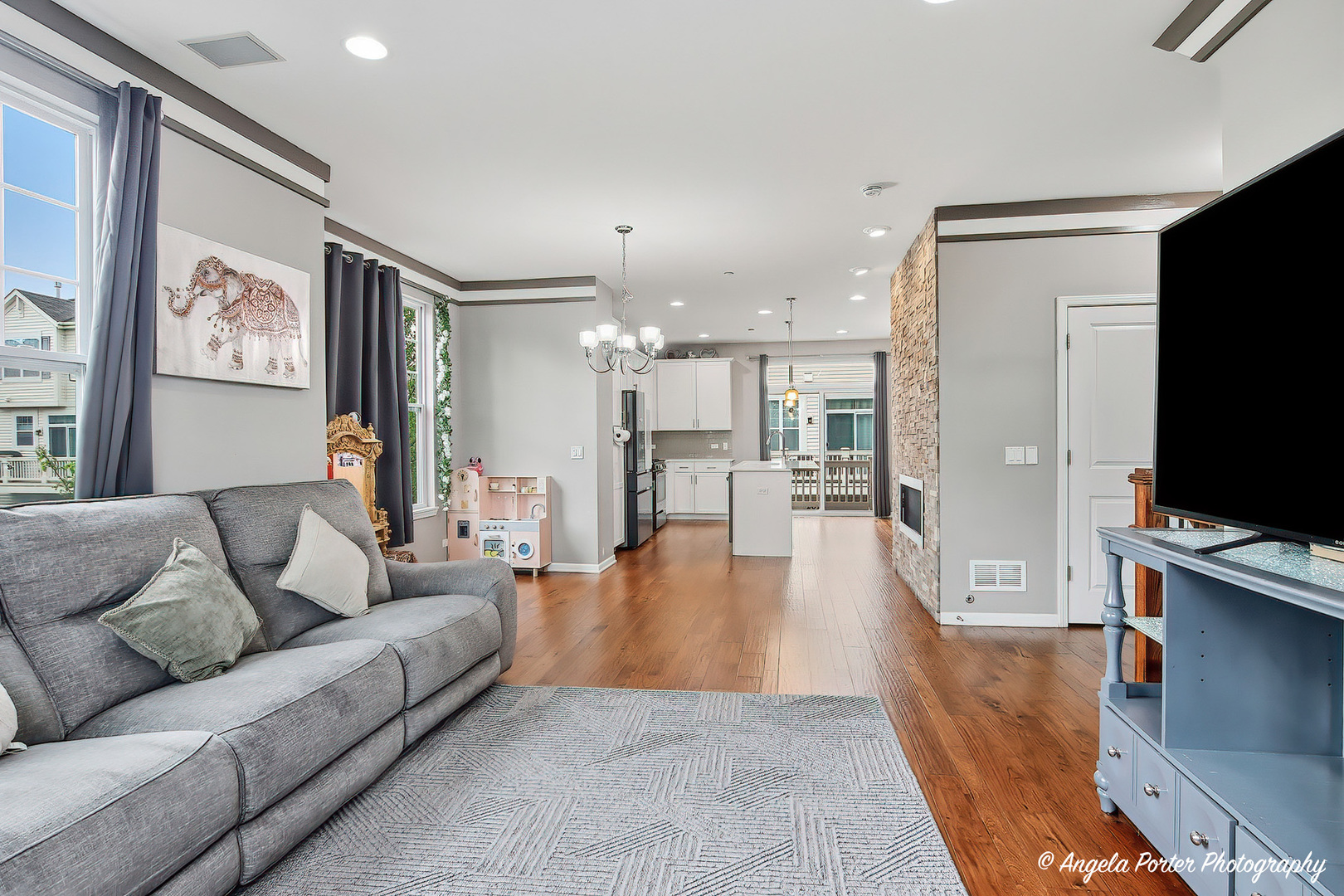 101 Lexington Lane