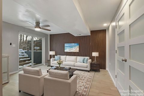 Tiny photo for 1835 W Weathersfield Way, Schaumburg, IL 60193 (MLS # 12531789)