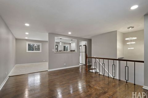 Tiny photo for 1835 W Weathersfield Way, Schaumburg, IL 60193 (MLS # 12531789)