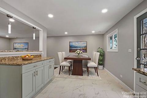 Tiny photo for 1835 W Weathersfield Way, Schaumburg, IL 60193 (MLS # 12531789)