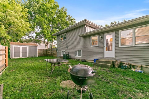 Tiny photo for 140 Skyline Drive, Carpentersville, IL 60110 (MLS # 12696618)
