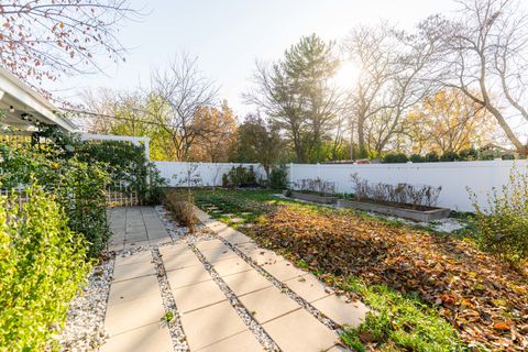 Tiny photo for 4411 Fairview Avenue, Downers Grove, IL 60515 (MLS # 12504064)