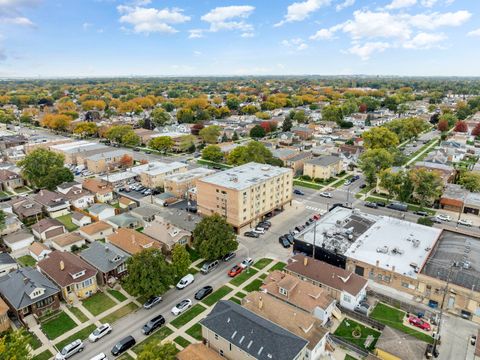 Tiny photo for 7733 W Belmont Avenue #306, Elmwood Park, IL 60707 (MLS # 12502747)