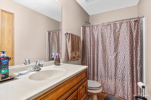 Tiny photo for 1794 Fredericksburg Lane #1794, Aurora, IL 60503 (MLS # 12530033)