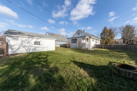 A home in Park Ridge