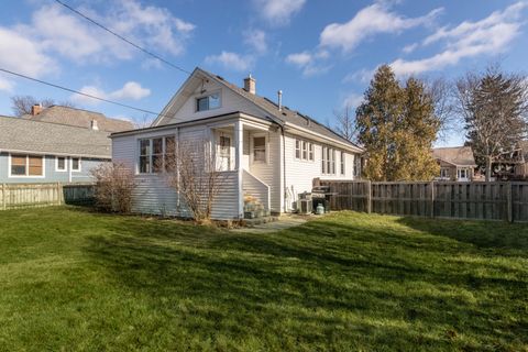 A home in Park Ridge