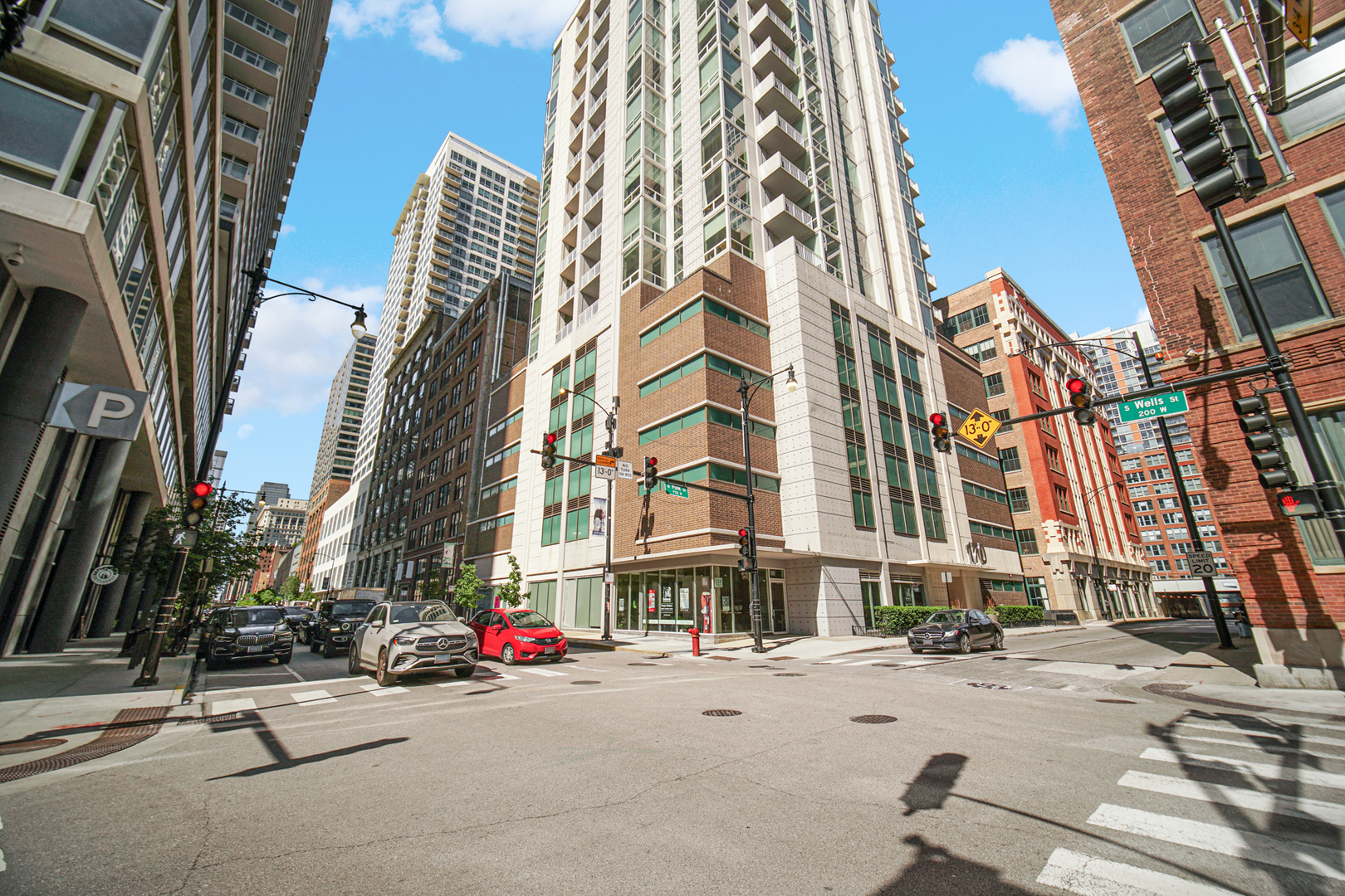 170 W Polk Street 1001