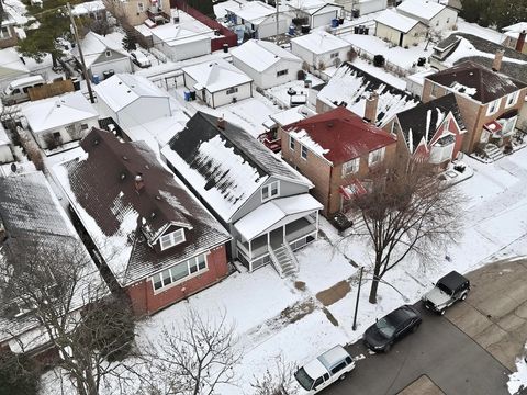 Tiny photo for 3047 N Newland Avenue, Chicago, IL 60634 (MLS # 12566138)