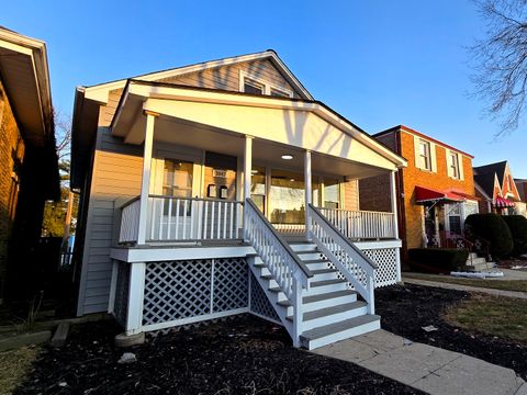 Tiny photo for 3047 N Newland Avenue, Chicago, IL 60634 (MLS # 12566138)