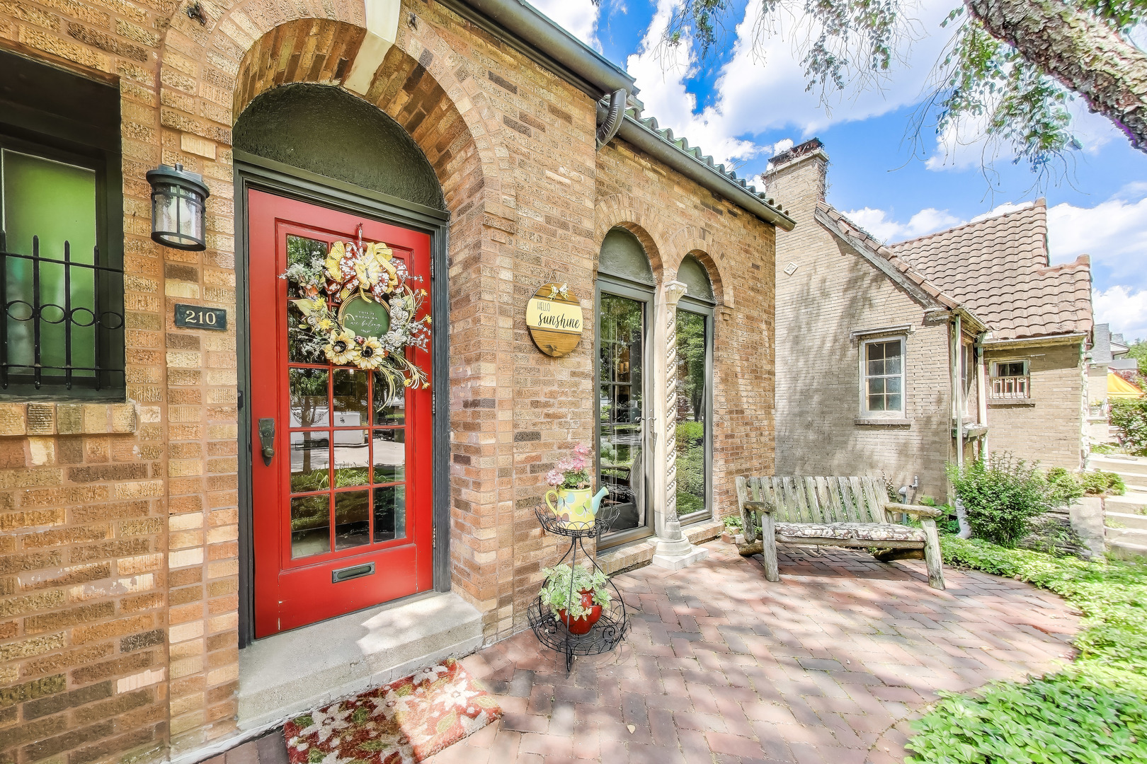 210 BERRY Parkway
