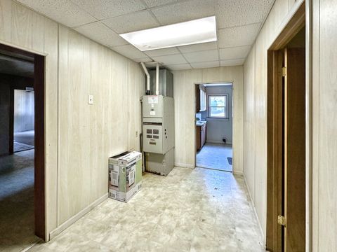 Tiny photo for 615 S Central Street, Gilman, IL 60938 (MLS # 12437558)