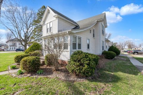 Tiny photo for 304 Walnut Street, New Windsor, IL 61465 (MLS # 12606098)