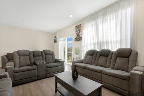 Tiny photo for 10306 Kerry Ridge Court, Chicago Ridge, IL 60415 (MLS # 12477655)