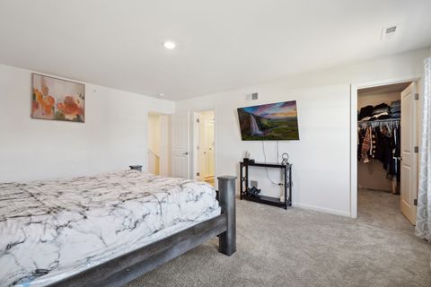 Tiny photo for 10306 Kerry Ridge Court, Chicago Ridge, IL 60415 (MLS # 12477655)