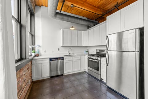 Tiny photo for 913 W Van Buren Street #5D, Chicago, IL 60607 (MLS # 12713662)