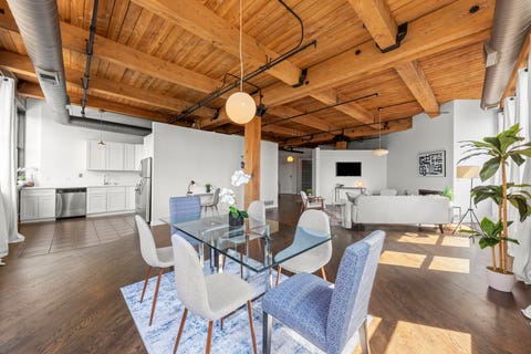 Tiny photo for 913 W Van Buren Street #5D, Chicago, IL 60607 (MLS # 12713662)